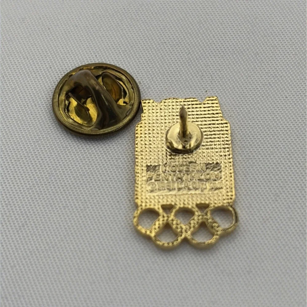 1984 Los Angeles Olympics Modern Pentathlon Equestrian Horse Event Lapel Hat Pin